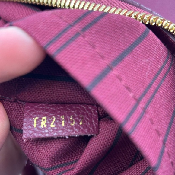 LOUIS VUITTON  Empreinte Petillante Clutch Aurore - Picture 10 of 10